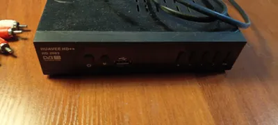 HD media pleer funksiyasiga ega raqamli televizion resiver. 1