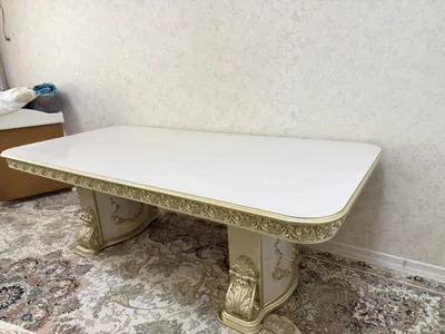 Стол, 8 стульев и комод 2