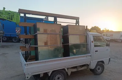 labo piramida oyna va rom tashish xizmati 1