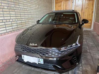 KIA K5 Styil avtomobili 1