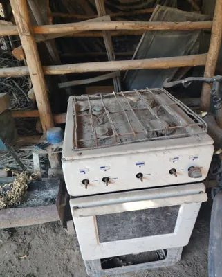 Gaz plita rasiski xolati yaxwi iwledi xamma joyi