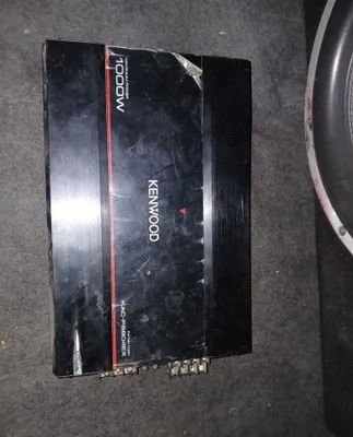 Продам Усилитель 1000w Kenwood 4x канальный 1