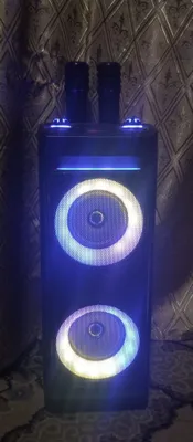 Sing-e kolonkasi sotiladi. Holati yaxshi, hammasi ishlaydi. Bluetooth mavjud 1