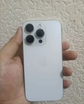 iphone 15 pro white 1