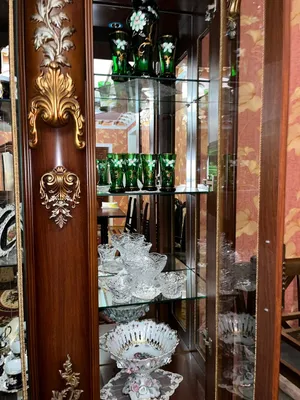 Продаётся стенка с посудой за 1.000$ 1