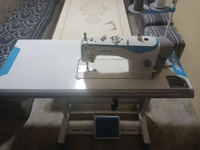 Швейная машина JACK F 4 1