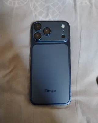 Телефон фирмы Tinstar, использовался вместе с iPhone 17 Pro Max 1