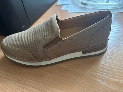 Yevropadan erkaklar oyoq kiyimi 1