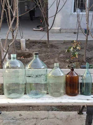 Shoshilinch! 5 l, 10 l, 20 l bankalar, grafinlar va butilkalar 1