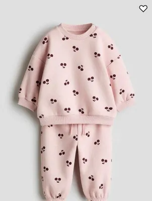 Qizaloq uchun yengil tukli ikki qismli kiyim. H&M Angliya. 1