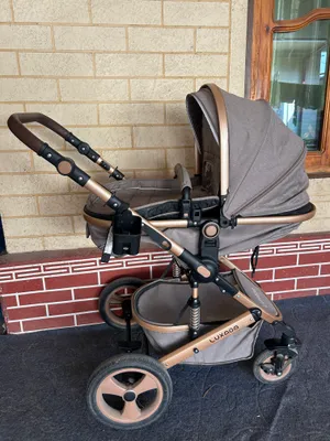 Lux Mom kolyaska nabori bilan srochna sotiladi 4