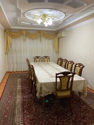 Комплект стола и стульев