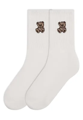 Bizga yoshlarni bering Ayollar yalangoch yechinishadi (foto)