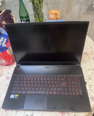 Ноут бук MSI в отличном состоянии 1