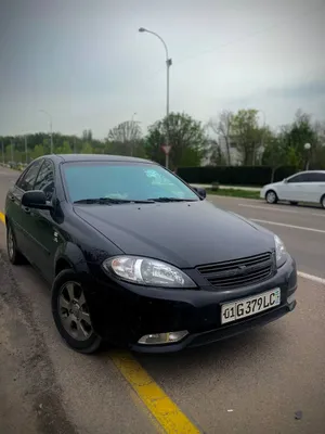 Чёрная Gentra без люка 1