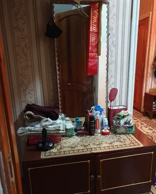Тумба с большим зеркалом — 800 000 сум Заголовок: Тумба с большим зерк