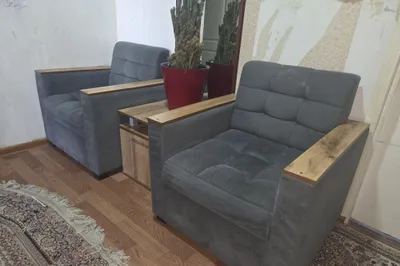 Срочно продаётся кресло комплекть + тумба бонус