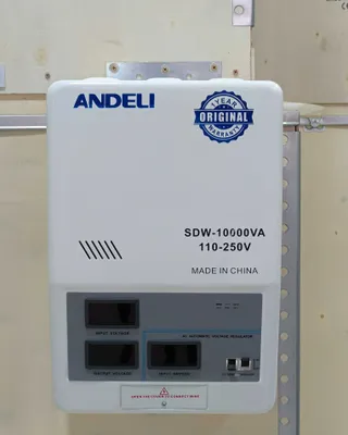 ANDELI SDW-10000VA 10-kVA stabilizatori Стабилизатор напряжения 10-kVA 1