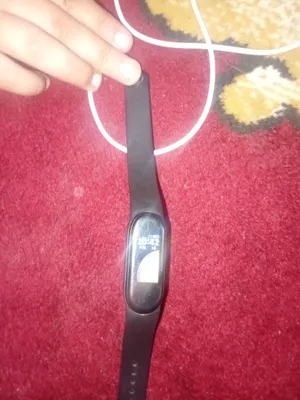 smartwatch sotiladi zaryadchiki bilan 1