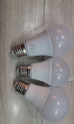 Светодиодная лампочка. LED-лампа 12–36 вольт, 10 Вт, 12 Вт, 15 Вт, 4000 К 1
