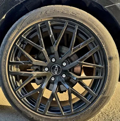 Диски R19 Lambo с шинами 1