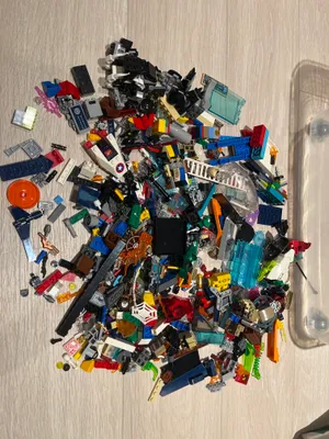 Lego detallari