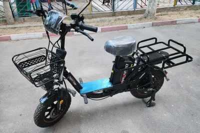Skuter DashRider sotiladi 1 yarim oy haydalgan 2 ta batareka bilan 1