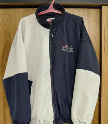 Оригинальная куртка FILA 1