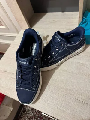 женские кроссовки Skechers