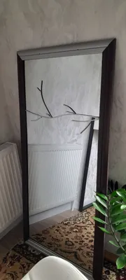 Зеркало в рамке 1