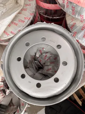 Диски 19,5" на Mercedes, MAN, DAF, Hyundai 1
