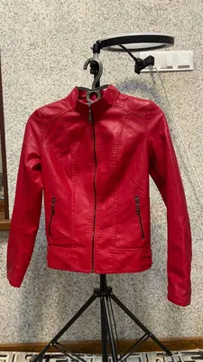 nomi: qizil jaket Razmeri: M razmer, malamerka S 1