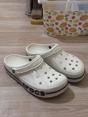 Белые Crocs за 200 000 сум 1