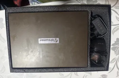 Noutbuk Adreamer. 8GB 1
