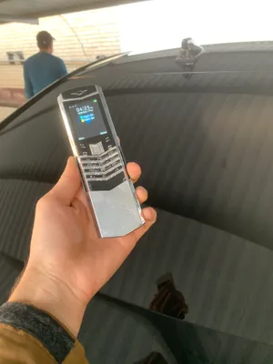 vertu black 1