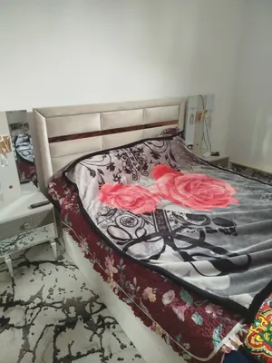 Продаётся спальный гарнитур 1