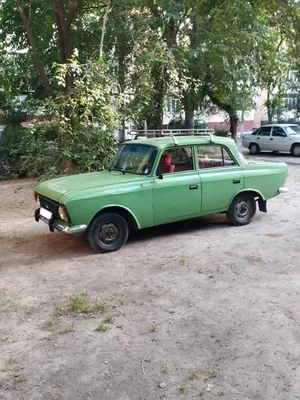 1985-yilda ishlab chiqarilgan Moskvich 412