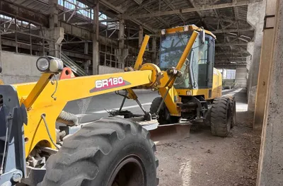 Грейдер XCMG GR180 1