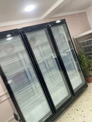 Срочно продаётся витринный холодильник, в идеальном состоянии, почти как новый 1