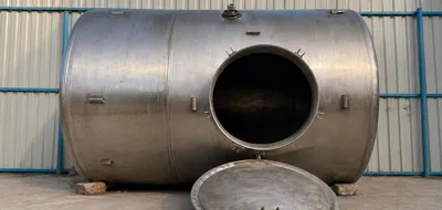 Ёмкость из нержавейки. Объем 2200 литр 1