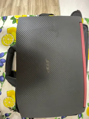 Acer Nitro 5 515-52 1
