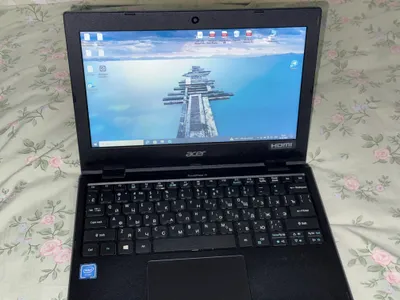 acer ноутбук 1