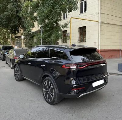 Продаётся BYD Tang 4WD, полностью электрический 1