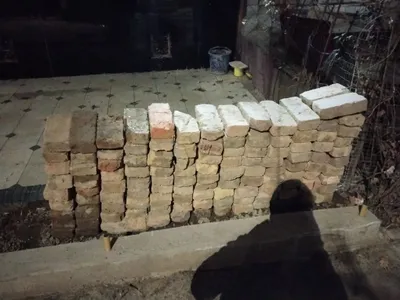 Бывший в употреблении кирпич, от 100 сум, договорная цена
