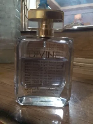 atir ayollar uchun parfum 1