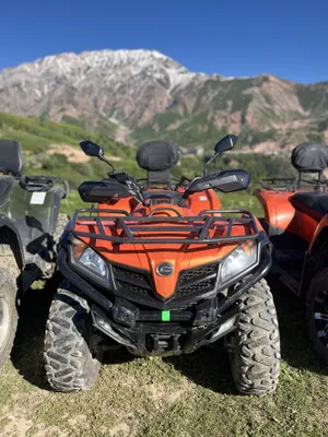 CFMOTO 450L kvadratsikli 1