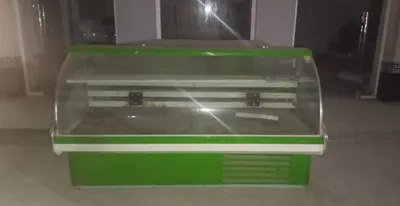 Витринный холодильник 1