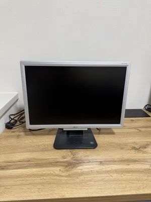 Продам монитор Acer 1