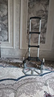 Продаётся складная хозяйственная тележка 1