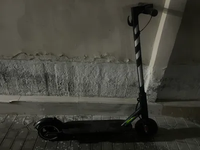 Электросамокат, обмен на iPhone 1